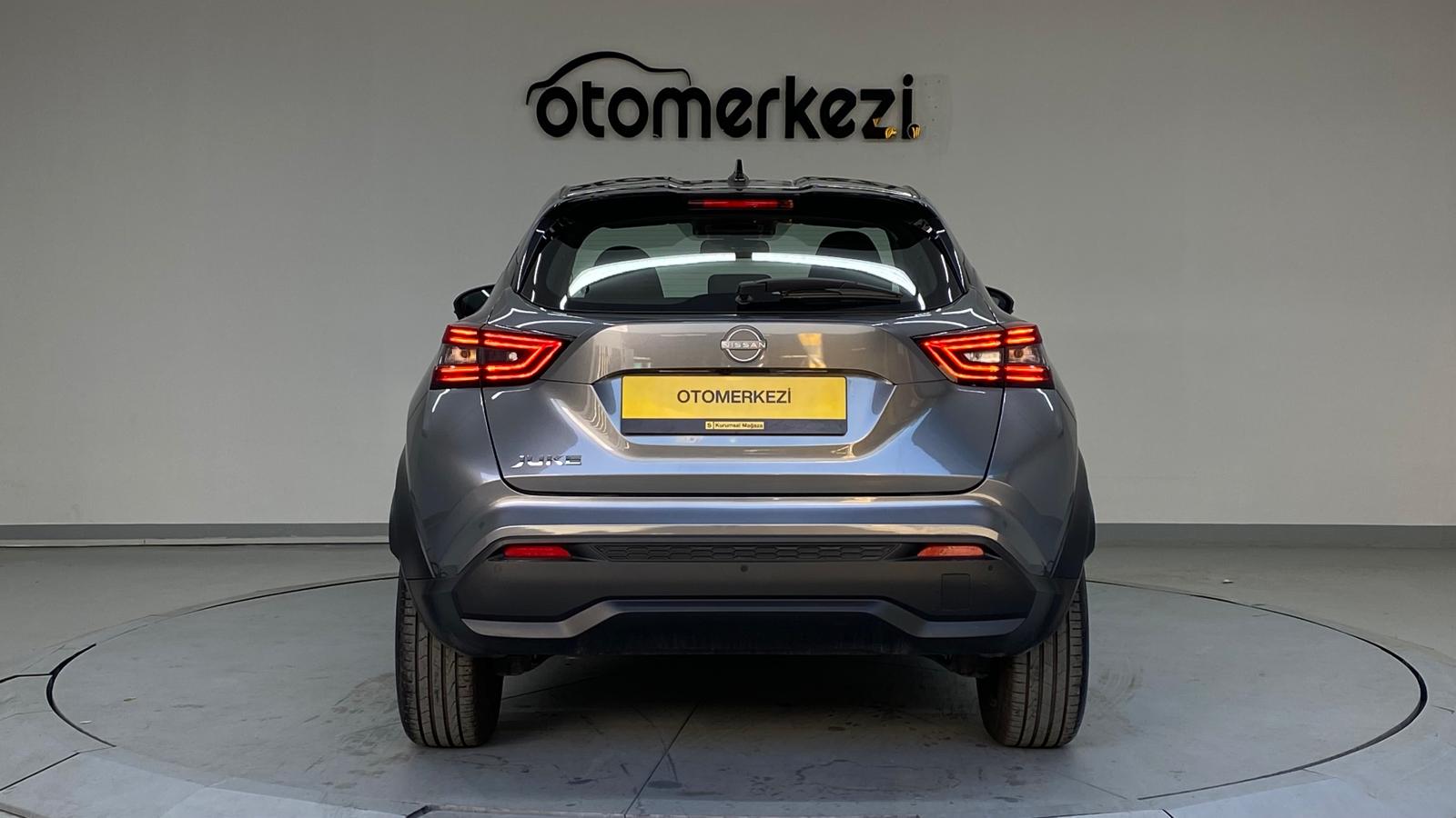 NISSAN JUKE 4